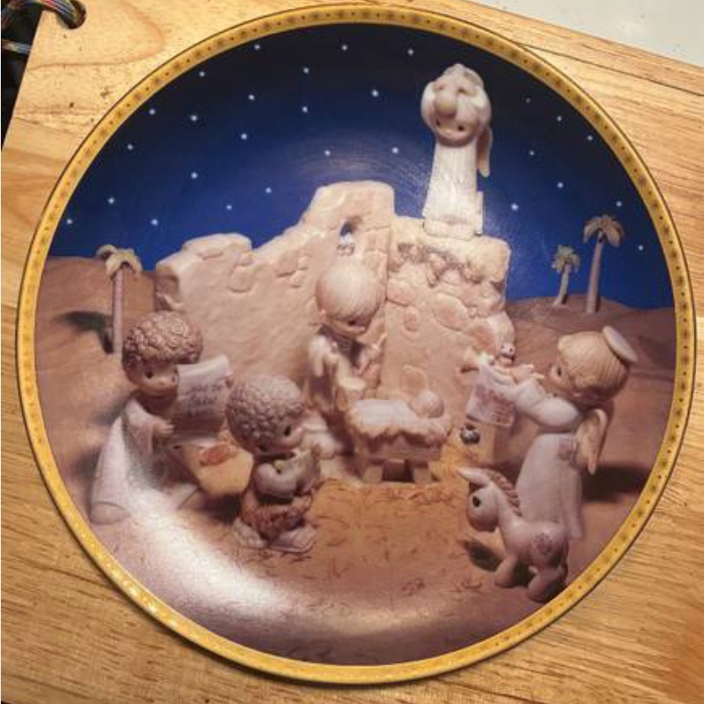 Nativity Scene Decorative Plate
